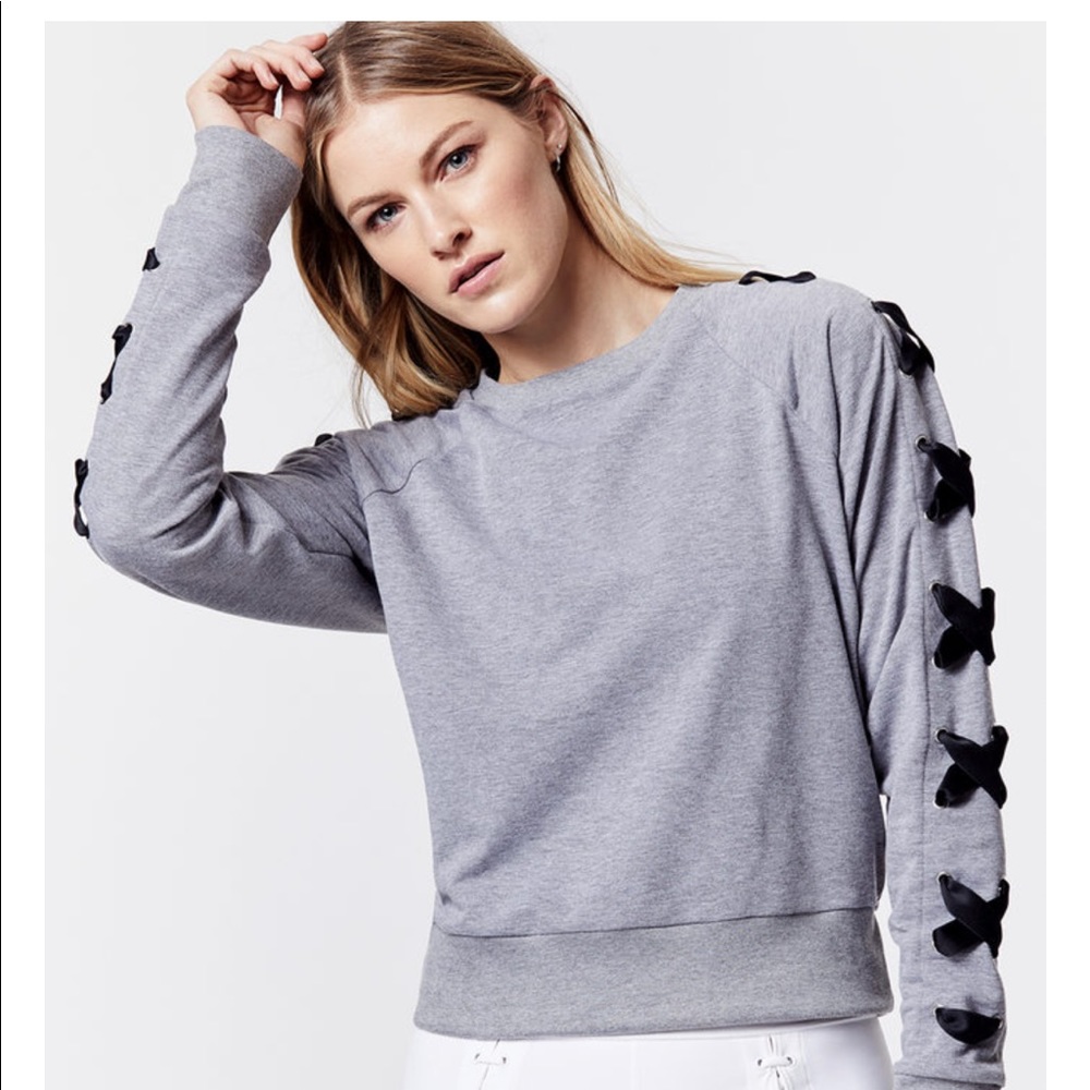 Carbon38 Criss Cross Ribbon Crew NWT